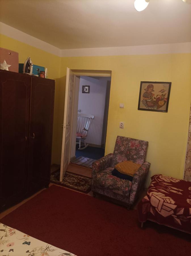 Cu Doua Si Gradina