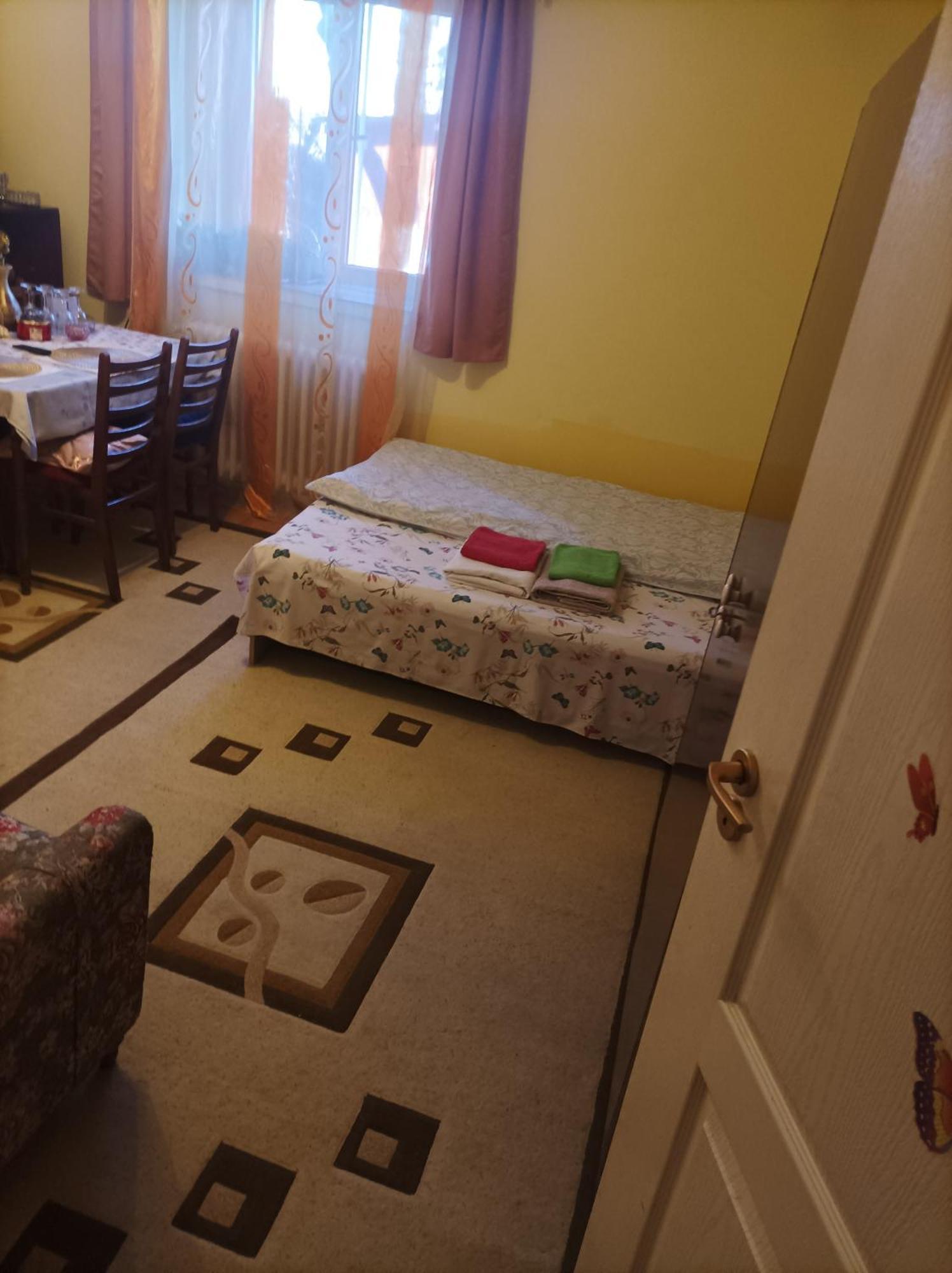 Cu Doua Si Gradina