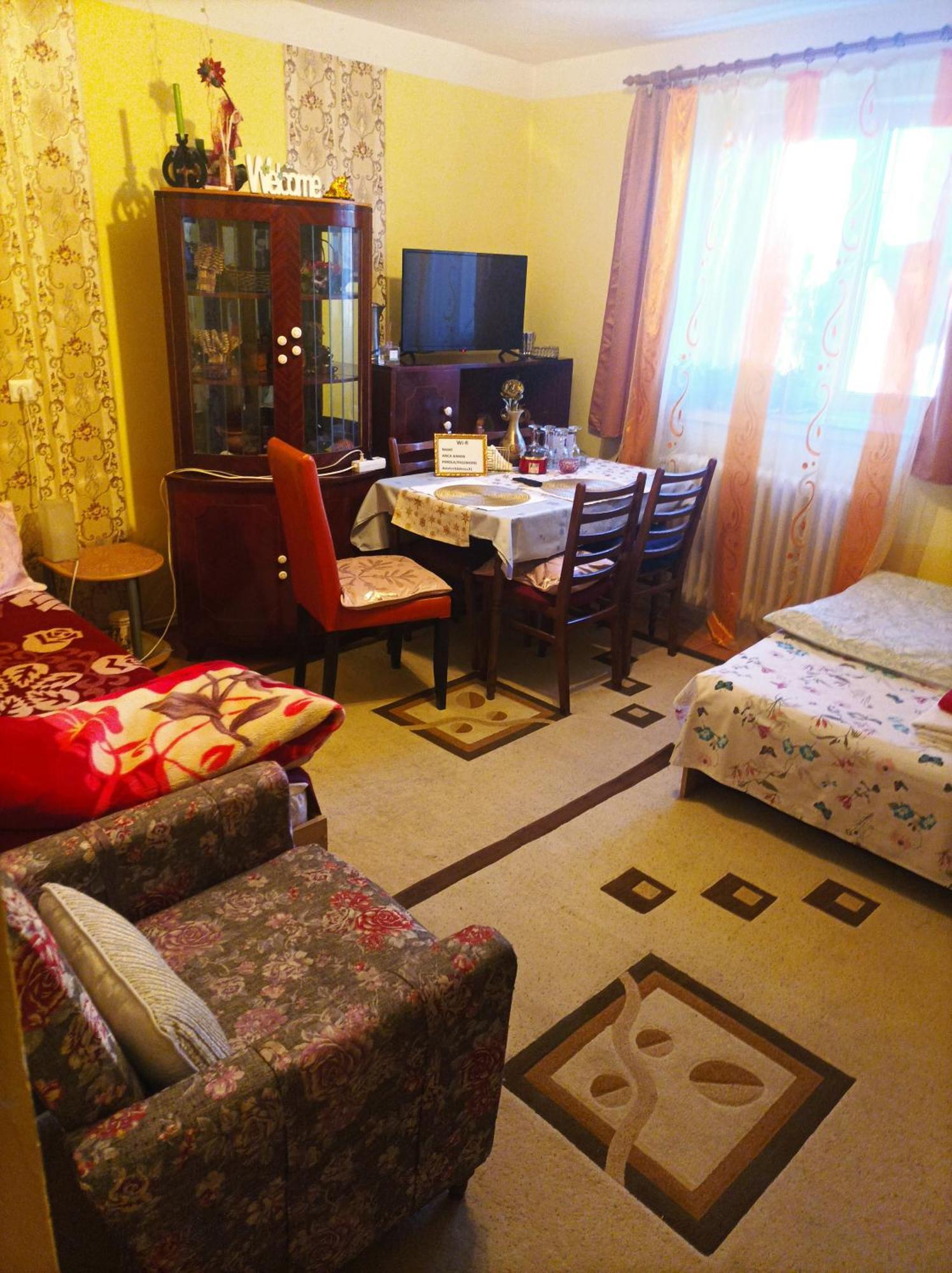 Apartment Cu Doua Si Gradina